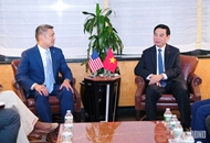 Vietnam, U.S. actively promote defense cooperation